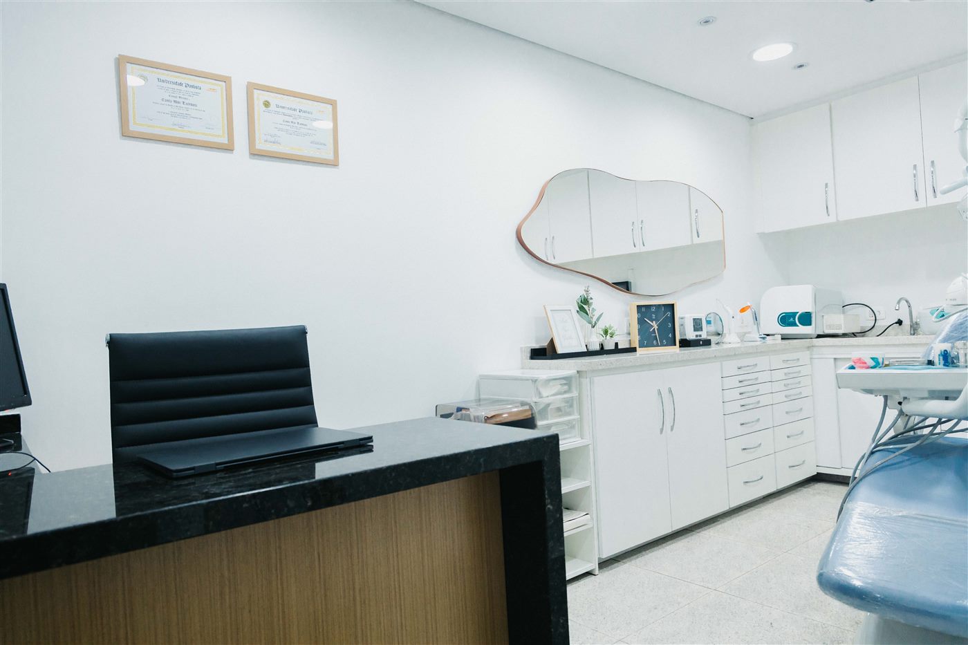Sala de atendimento da clínica odontológica em Moema, São Paulo